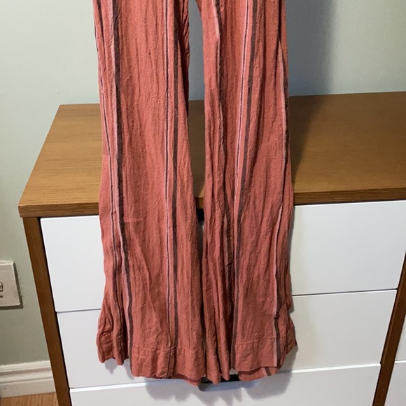 URBAN OUTFITTERS JUMPSUIT - Picture 3 of 5